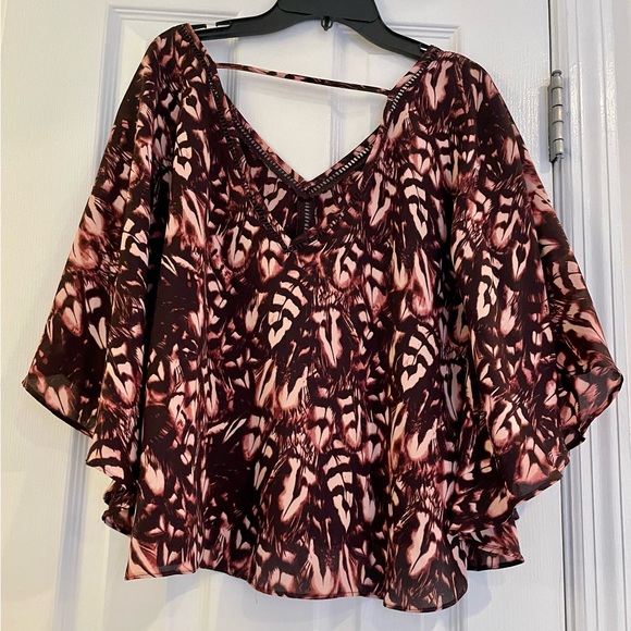 Shawl Top - Picture 2 of 2